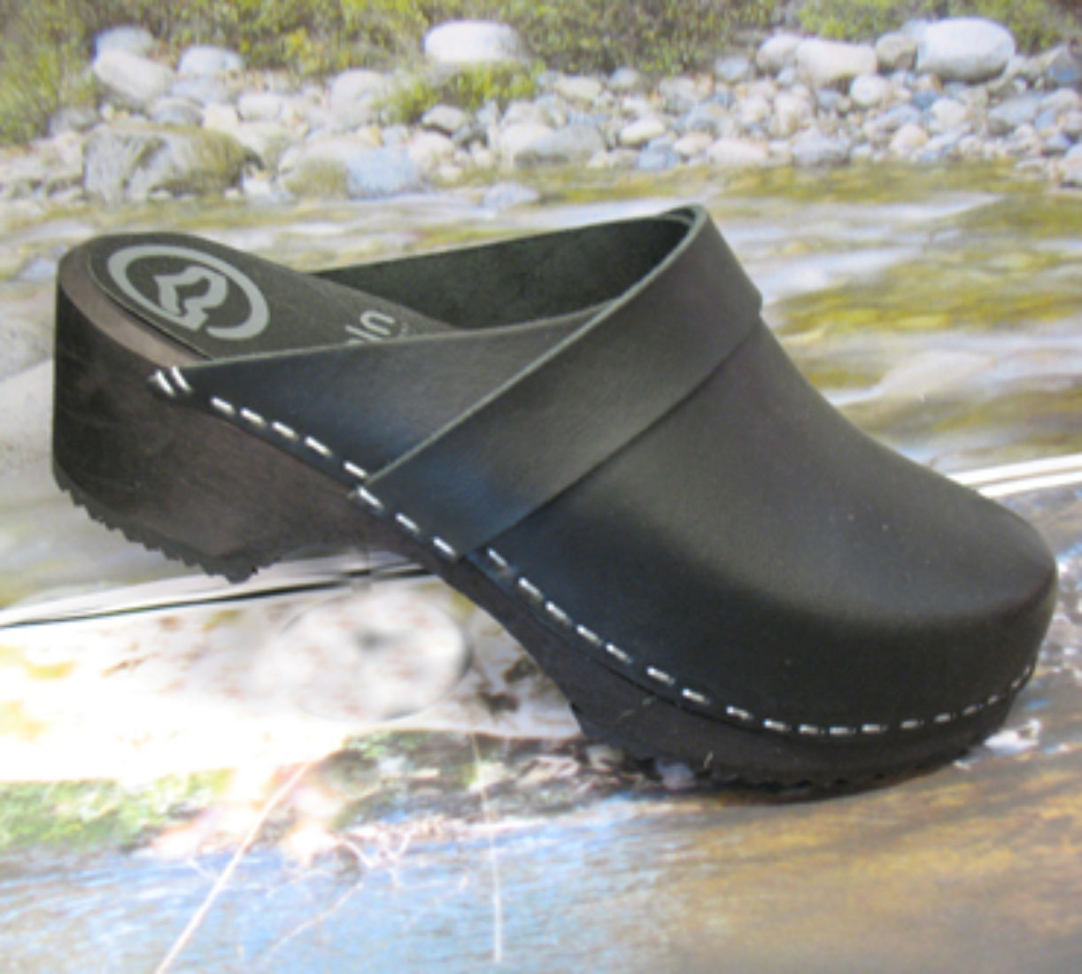 toffeln wooden clogs